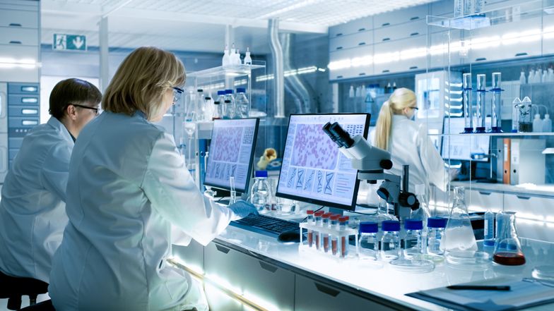 Biotechnologia rozwija się w ekspresowym tempie, może przynieść dużą wartość, jest też dla Polski ważna strategicznie.