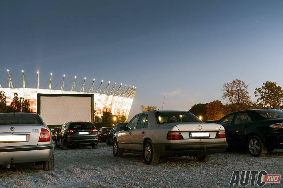 W Polsce ruszają kina samochodowe. Ministerstwo Kultury podało nowe wytyczne, które jednak nie do końca są jasne
