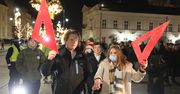 Siostrzeniec premiera protestował w Warszawie. "Liczę na weto Dudy"