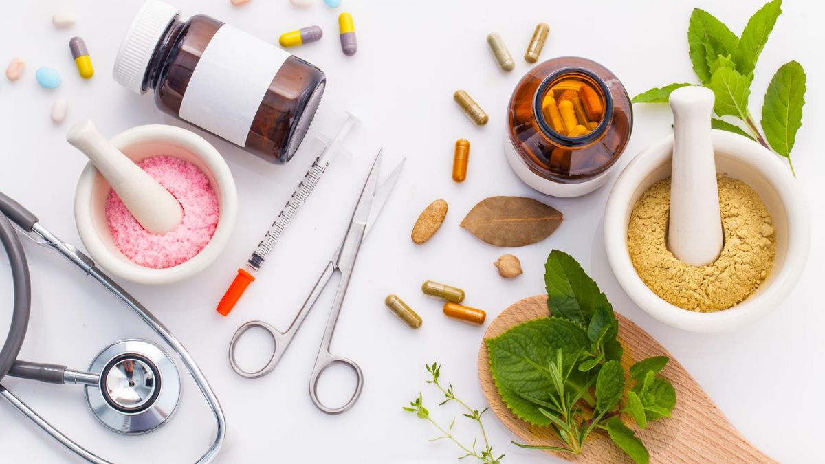 Politerapia, czyli leczenie kilkoma środkami farmakologicznymi równocześnie to częsta, bezpieczna i efektywna praktyka lekarska