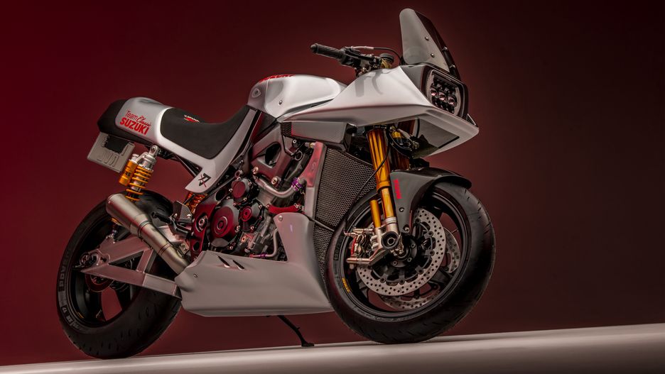 Katana od Team Classic Suzuki