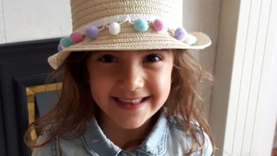 5-letnia Esma zmarła kilka godzin po tym, jak lekarz stwierdził, że cierpi na zatrucie pokarmowe