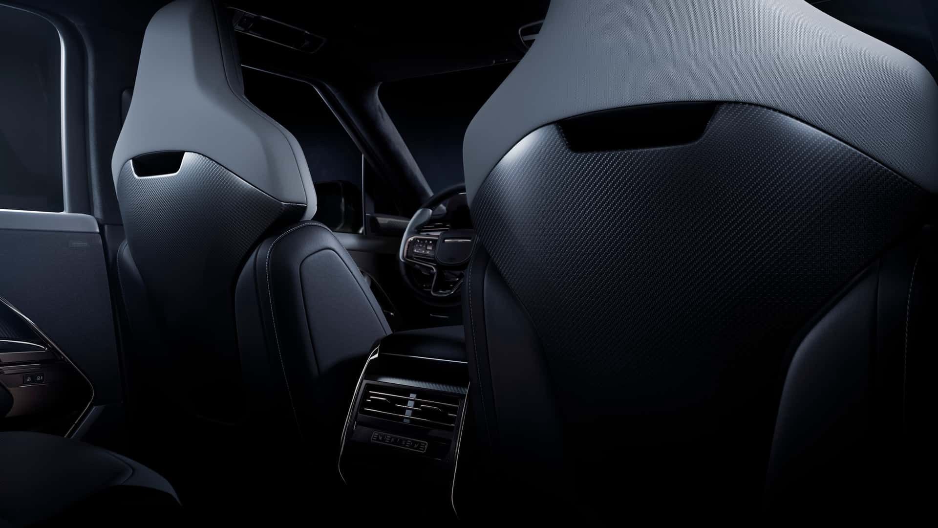 Range Rover Sport SV 2024
