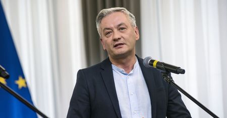 Zielone światło od Tuska dla Lewicy. Biedroń: wiceminister zdrowia dostanie zadanie specjalne