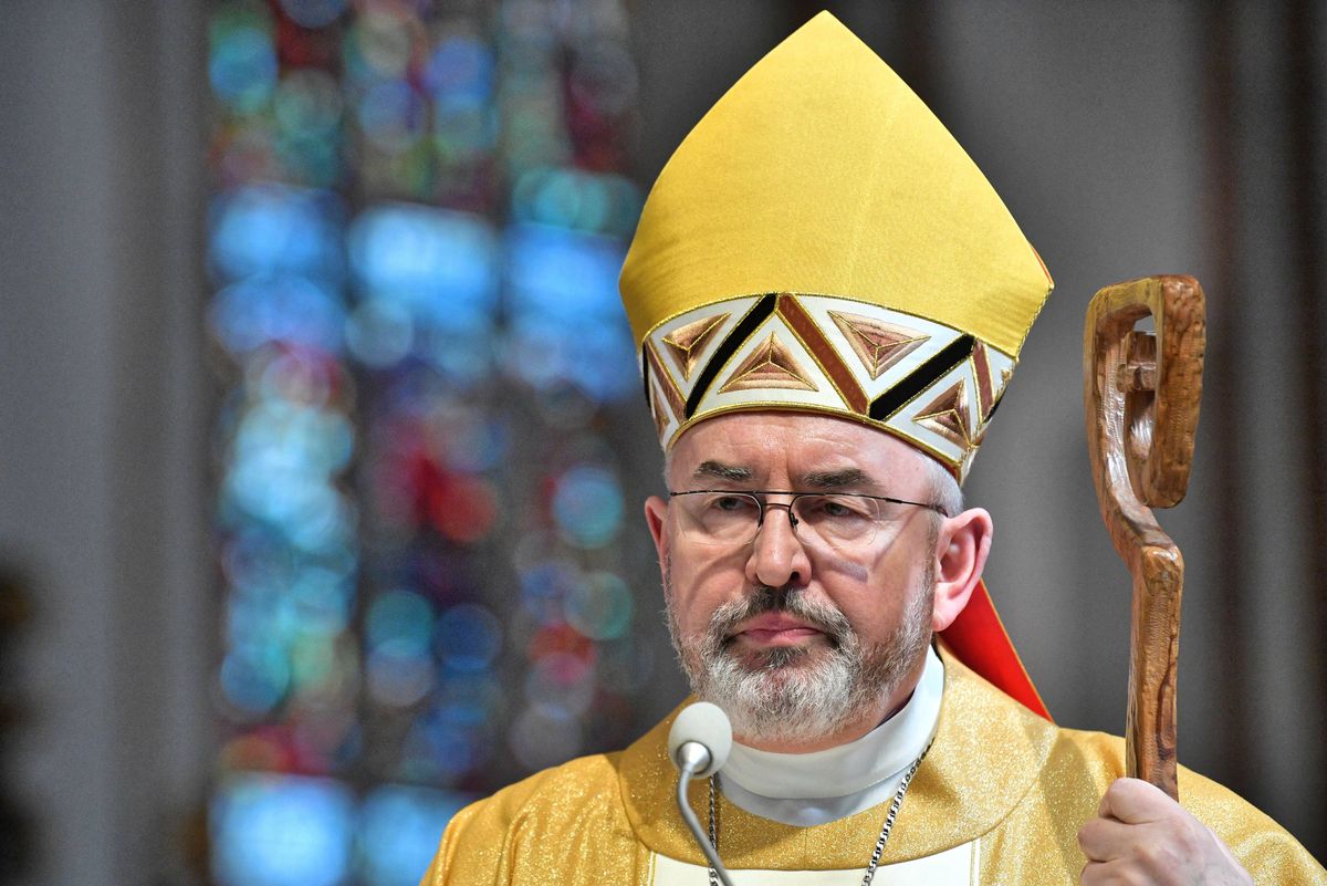 Rusza synod diecezjalny w Warszawie. Bp Jarecki zaprasza środowiska LGBT 