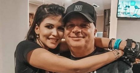 Krzysztof Skiba ROZWIÓDŁ SIĘ z żoną po ponad 30 latach małżeństwa! Radośnie ogłasza: "Jestem już WOLNYM człowiekiem"