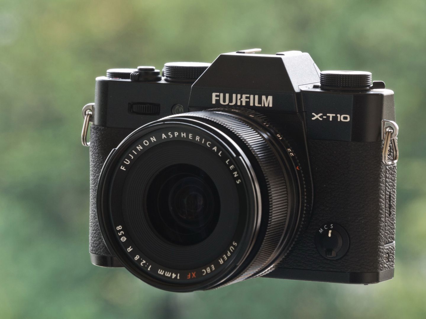Fujifilm X-T10 - skromnie i klasycznie [test] 1