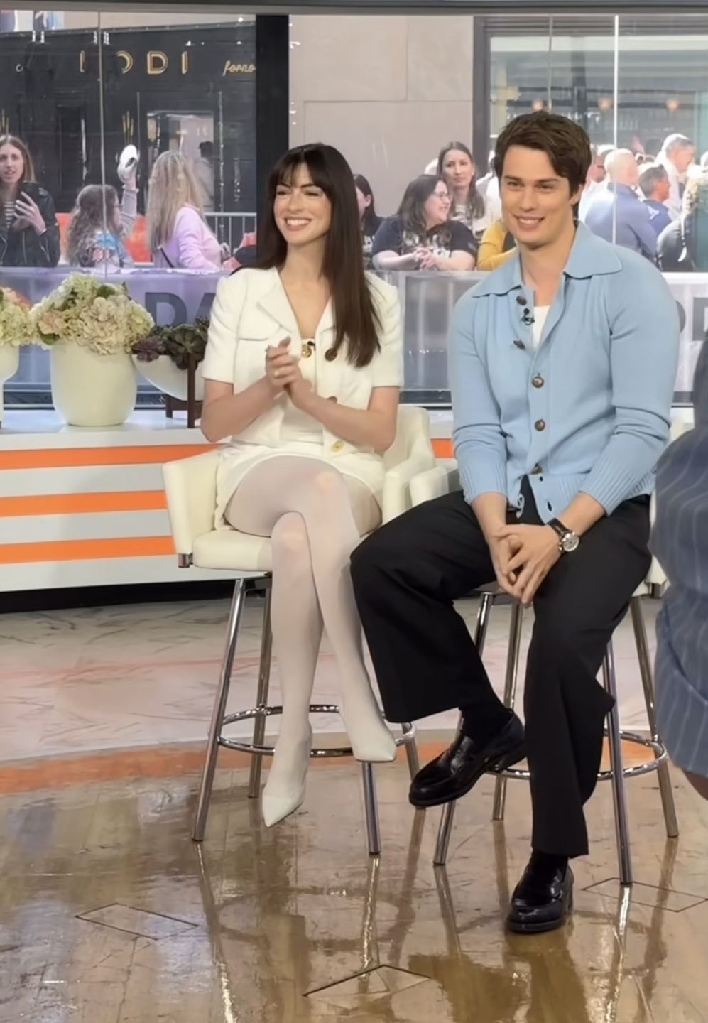 Anne Hathaway w porannym programie telewizyjnym "Today"