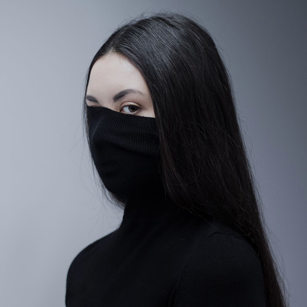 Magdalena Paszko - mroczne, depresyjne portrety kobiet, które są fuzją dwóch osobowości 1