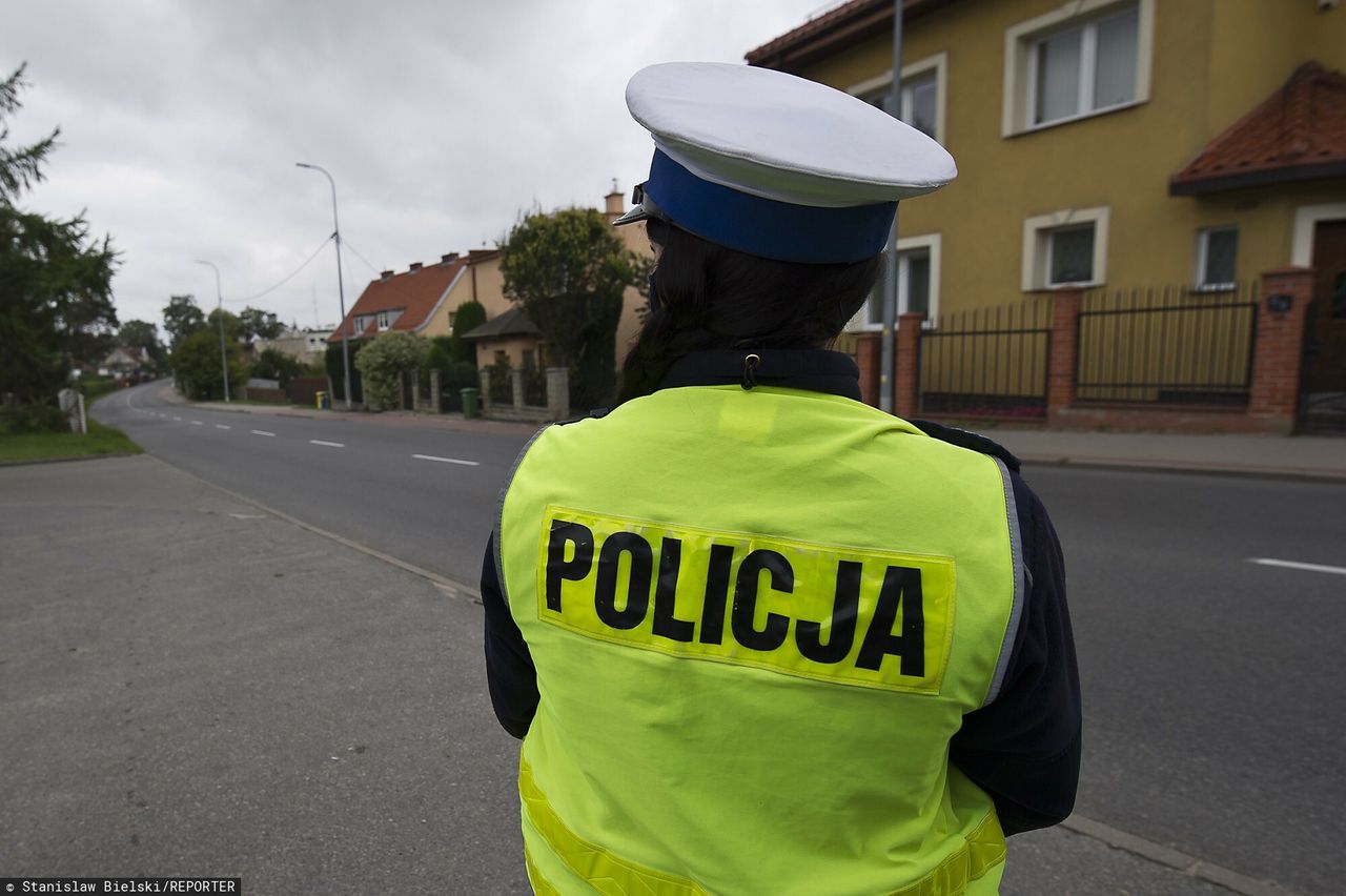 Jedna wielka mistyfikacja? Auto spalone, policjantka z drogówki z aktem oskarżenia