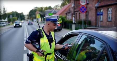 Zabierają auta i to działa. Dane nie pokazują jednak wszystkiego