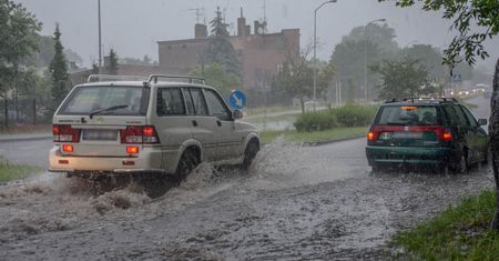 Ulewa w Zielonej Górze. Prezydent miasta pokazuje nagranie. "Armagedon"