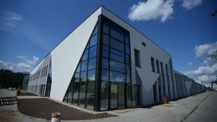 Toruń: Szkoła podstawowa na osiedlu Jar prawie gotowa. Mamy zdjęcia z wnętrza budynku