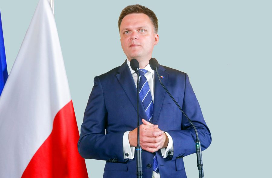 Ksiądz krytykuje działania Szymona Hołowni