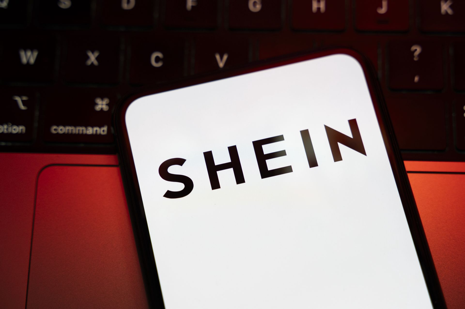 wiadomości,aktualności,WP Wiadomości Platforma wycofuje produkt. Francuska instytucja była skuteczna