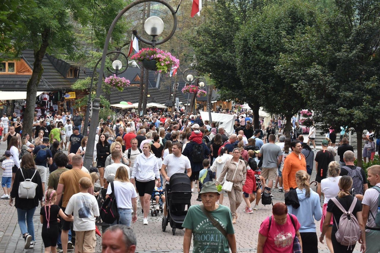 Będzie najazd na Zakopane w długi weekend z Bożym Ciałem. Hotelarze zacierają ręce: "Możemy dobić do 100 procent"