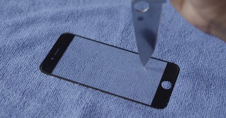 Corning wreszcie dopiął swego. Nowe Gorilla Glass odporne jak szkło szafirowe