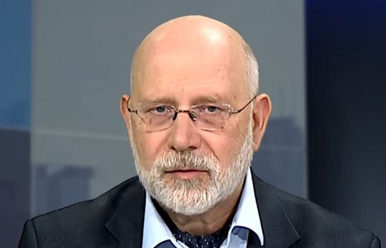 Szef KRRiT kolejny raz karze TVN24. Za reportaż o ojcu Rydzyku