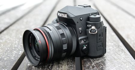 Pentax KP - zaawansowana lustrzanka z matrycą APS-C na nowo