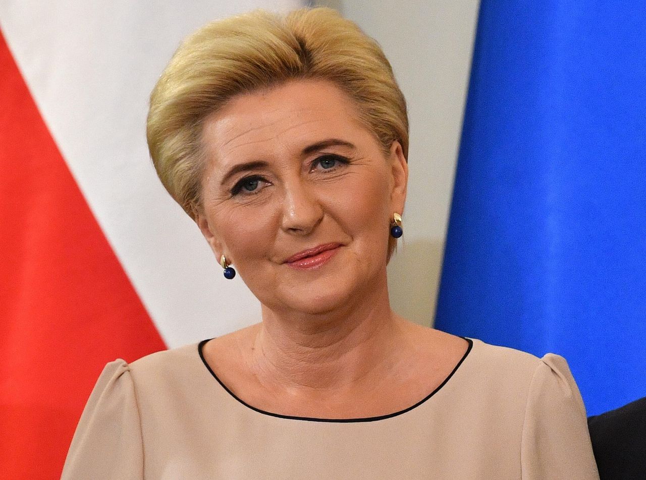 Wyglądała bardzo elegancko. W tej marynarce Agata Kornhauser-Duda przyciągała wzrok