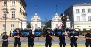 Zdjęcie, którego historii nie pojmiesz: Krakowskie Przedmieście, policja i "atak chemiczny"