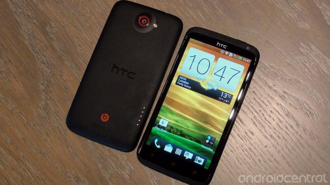 HTC One X+ (fot. androidcentral.com)