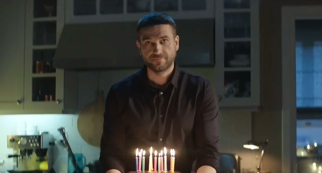 Życzenia urodzinowe Marcina Dorocińskiego reklamują ubezpieczenie na życie i zdrowie w PZU (wideo)