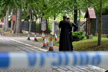 Atak nożownika w klasztorze. Wiadomo, w jakim stanie są ranni