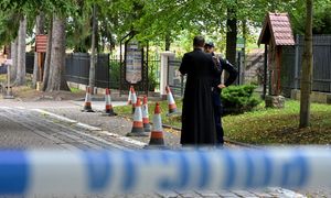 Atak nożownika w klasztorze. Wiadomo, w jakim stanie są ranni