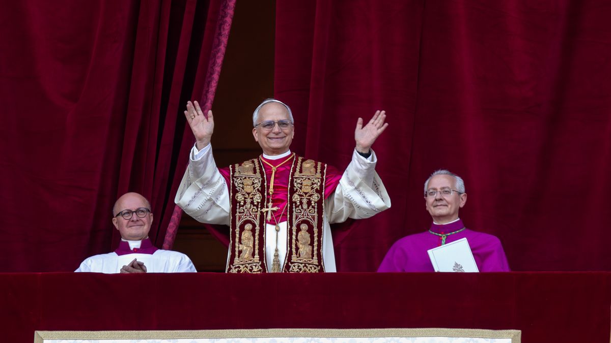 VATICAN - 2025/05/08: The newly elected Pope Leo XIV, american cardinal Robert Francis Prevost, appears for the first time from St. Peter's Basilica Central Loggia after the conclave. (Photo by Maria Grazia Picciarella/SOPA Images/LightRocket via Getty Images)