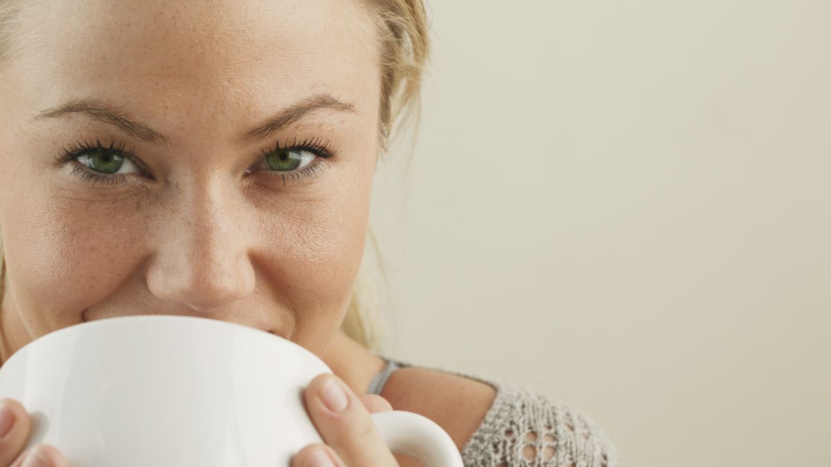 Dodaj do herbaty. Pomoże redukcji stresu i poprawie jakości snu
