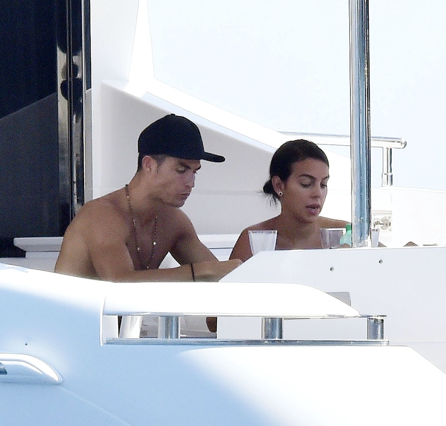 Cristiano Ronaldo i Georgina Rodriguez wypoczywają na jachcie