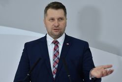 Przemysław Czarnek chce przekonać młodzież do Jana Pawła II. Mówi o "odjaniepawleniu"