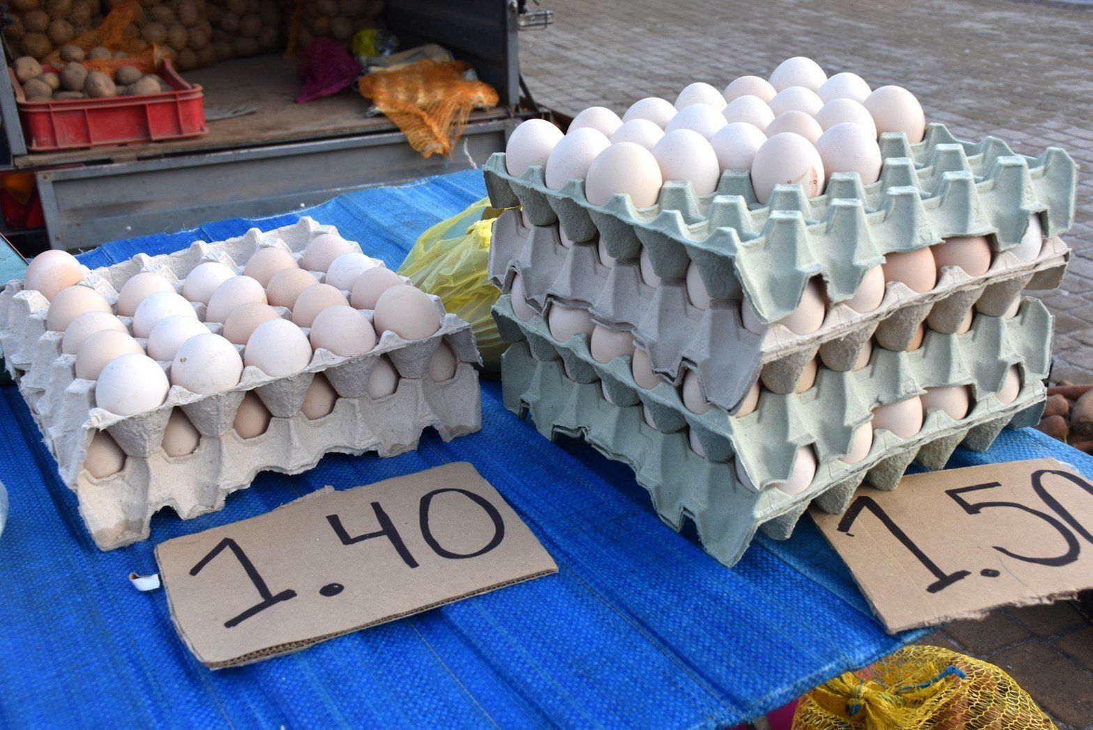 Wtorek na targowisku w Sławnie - 02.12.2025 r.