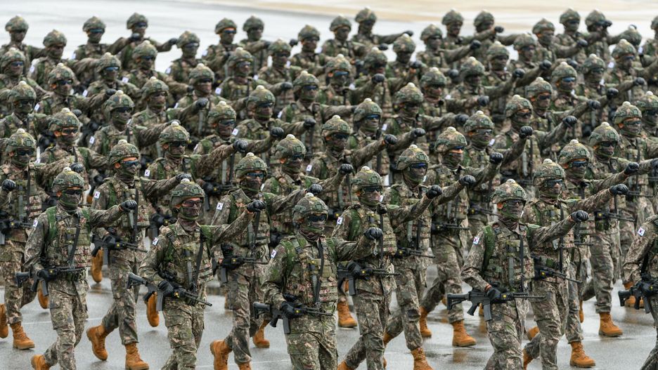 Obchody Dnia Si? Zbrojnych w Korei Po?udniowej
Mandatory Credit: Photo by Kim Jae-Hwan/SOPA Images/Shutterstock (14750719i)
South Korean Army troopers march during a ceremony marking the 76th Armed Forces Day held at Seoul Air Base. South Korean President Yoon Suk Yeol said on October 1 that North Korea will face the end of its regime if it attempts to use nuclear weapons, warning a "resolute and overwhelming" response from the South Korea-U.S. alliance. President Yoon made the remark during a speech marking the 76th Armed Forces Day, as North Korea has intensified its nuclear threats with the first public disclosure of its uranium enrichment facility last month.
A Ceremony marking the 76th Armed Forces Day in Seongnam, South Korea - 01 Oct 2024
Kim Jae-Hwan/SOPA Images/Shutter