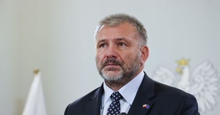 Poseł PiS do ministra Żurka: Nie będzie pan musiał uciekać za granicę