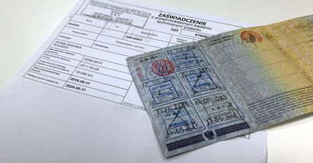Rok więcej spokoju z dowodem rejestracyjnym. Wystarczy dopłacić 19 zł