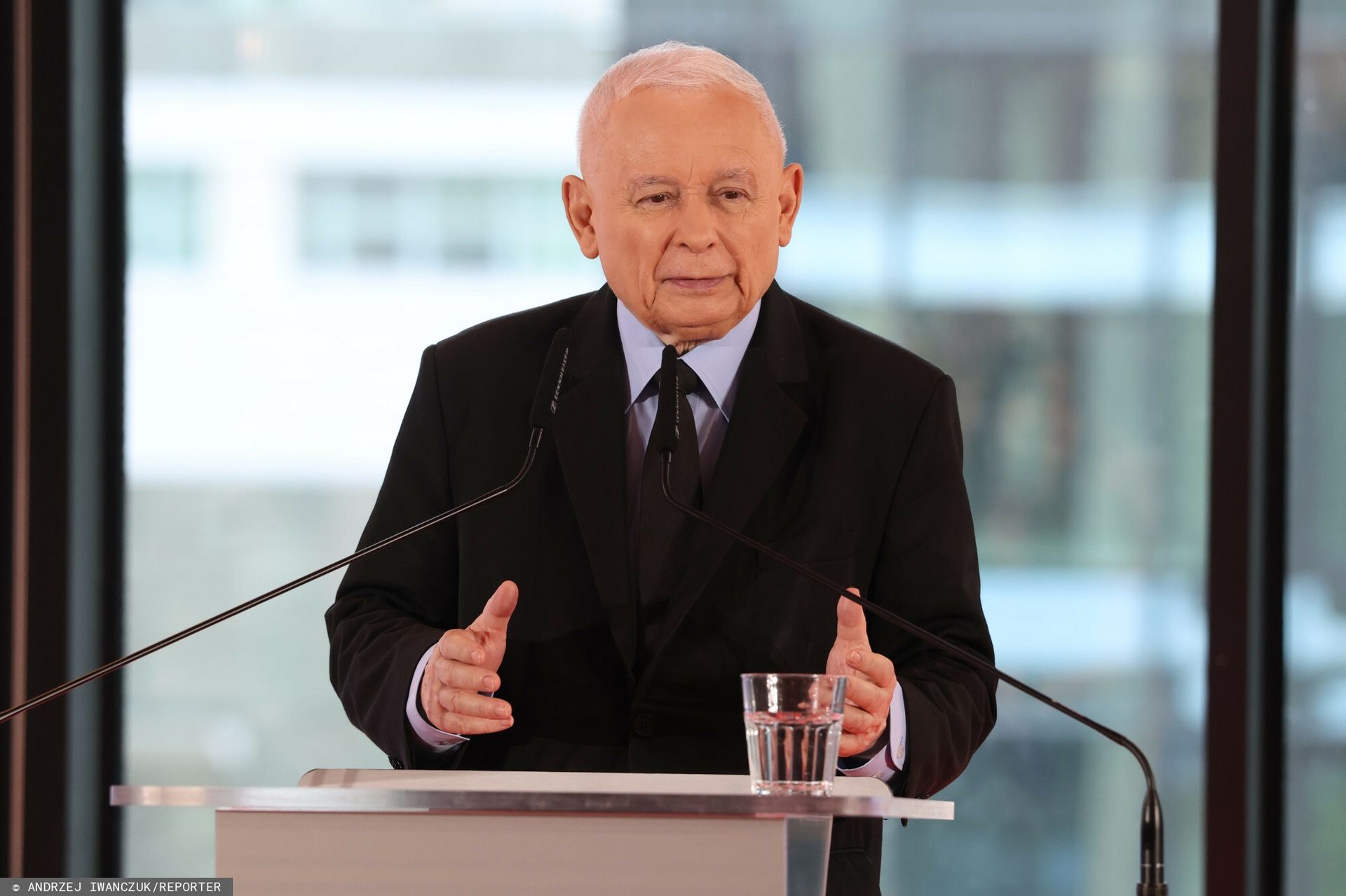 Kaczyński o zdradziecach PiS: Rozłam w prawicy to zagrożenie dla Polski i wyborów 2027