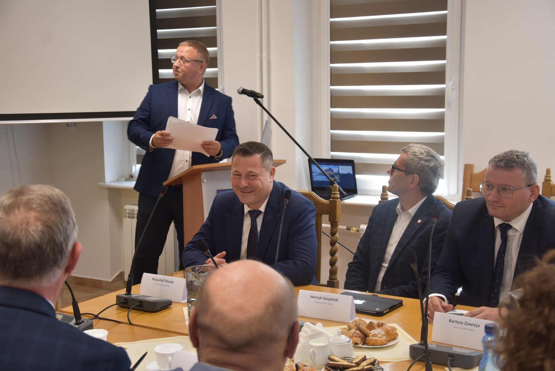 konferencja prasowa pt. Modernizacja kluczowej linii kolejowej nr 356: Wspólnie dla rozwoju regionu Poznań - Wągrowiec - Gołańcz - Gołańcz 21 lipca 2025