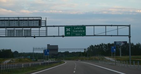 Kierowcy, noga z gazu na obwodnicy Lublina. Ruszył odcinkowy pomiar prędkości między Węglinem a Sławinkiem