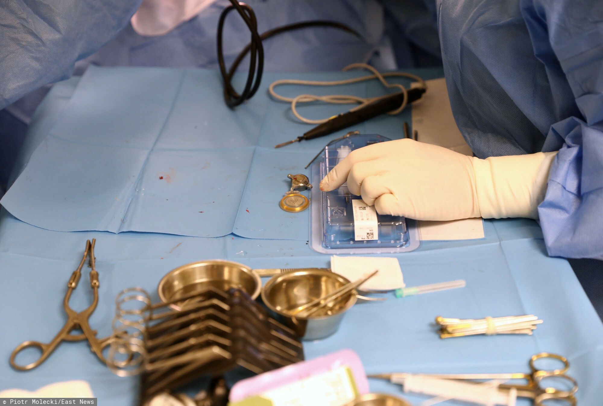 Pierwsze w Polsce wszczepienie aktywnych implant�w na przewodnictwo kostne
Fot. Piotr Molecki/East News, Kajetany, 27.02.2020. Swiatowe Centrum Sluchu w Kajetanach. Spotkanie prasowe z okazji pierwszego w Polsce wszczepienia aktywnych implantow (C) na przewodnictwo kostne - BCI 602 BONEBRIDGE.
Piotr Molecki