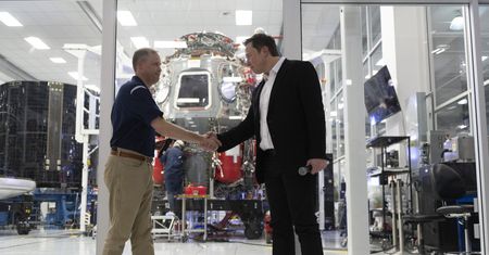 SpaceX stworzy specjalny teleskop dla NASA. Urządzenie pomoże znaleźć planety nadające się do zamieszkania