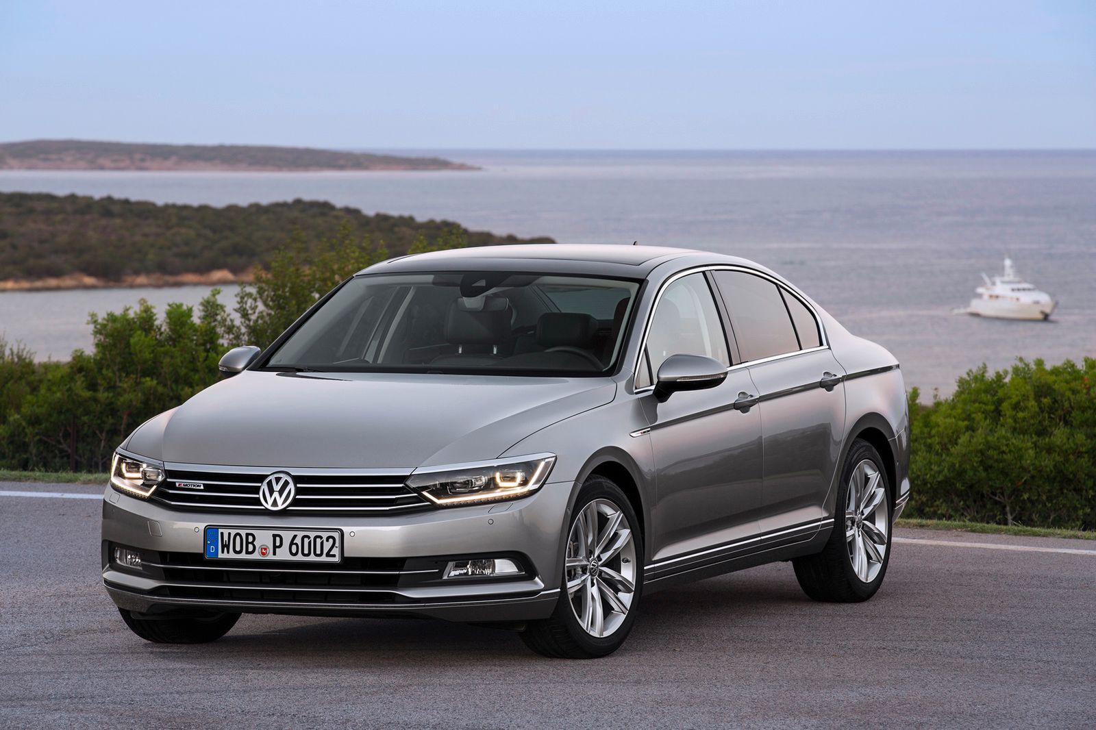 Nowy Volkswagen Passat przedstawiony w obszernej galerii zdjęć i ilustracji 5