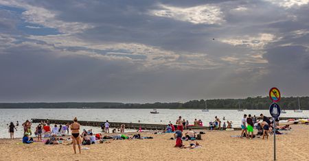 Zakaz kąpieli w kurorcie na Mazurach. Do odwołania
