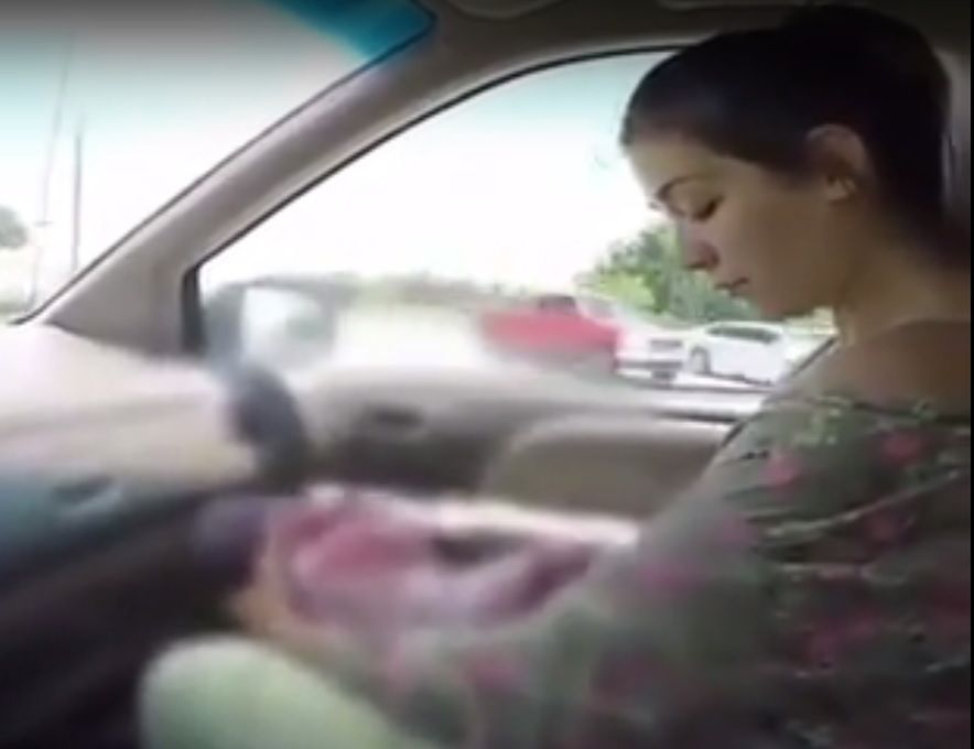 Amerykanka urodziła chłopca w samochodzie