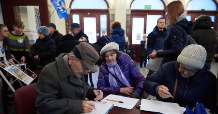 Służba zdrowia. 160 szpitali w całej Polsce bez finansowania?