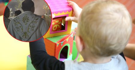 Mama pięciolatka oburzona: "Wrócił z przedszkola i śpiewał Dobry Jezu"