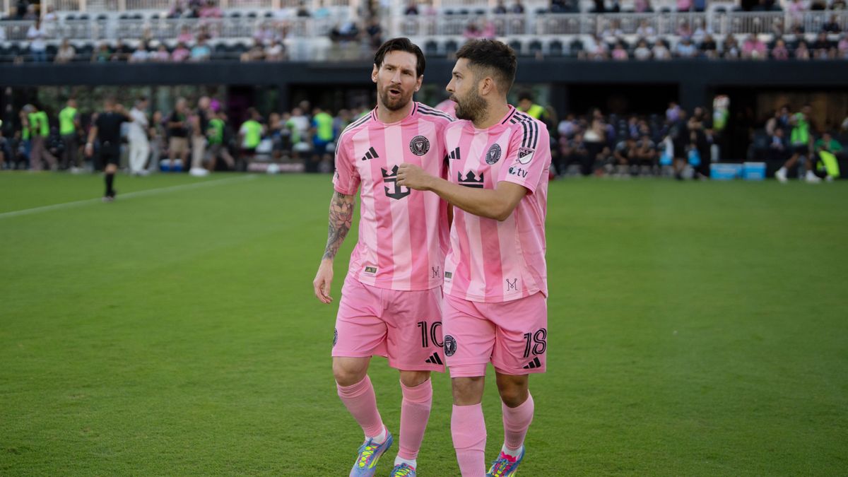 Getty Images / Adler Garfield - Inter Miami CF / Lionel Messi i Jordi Alba