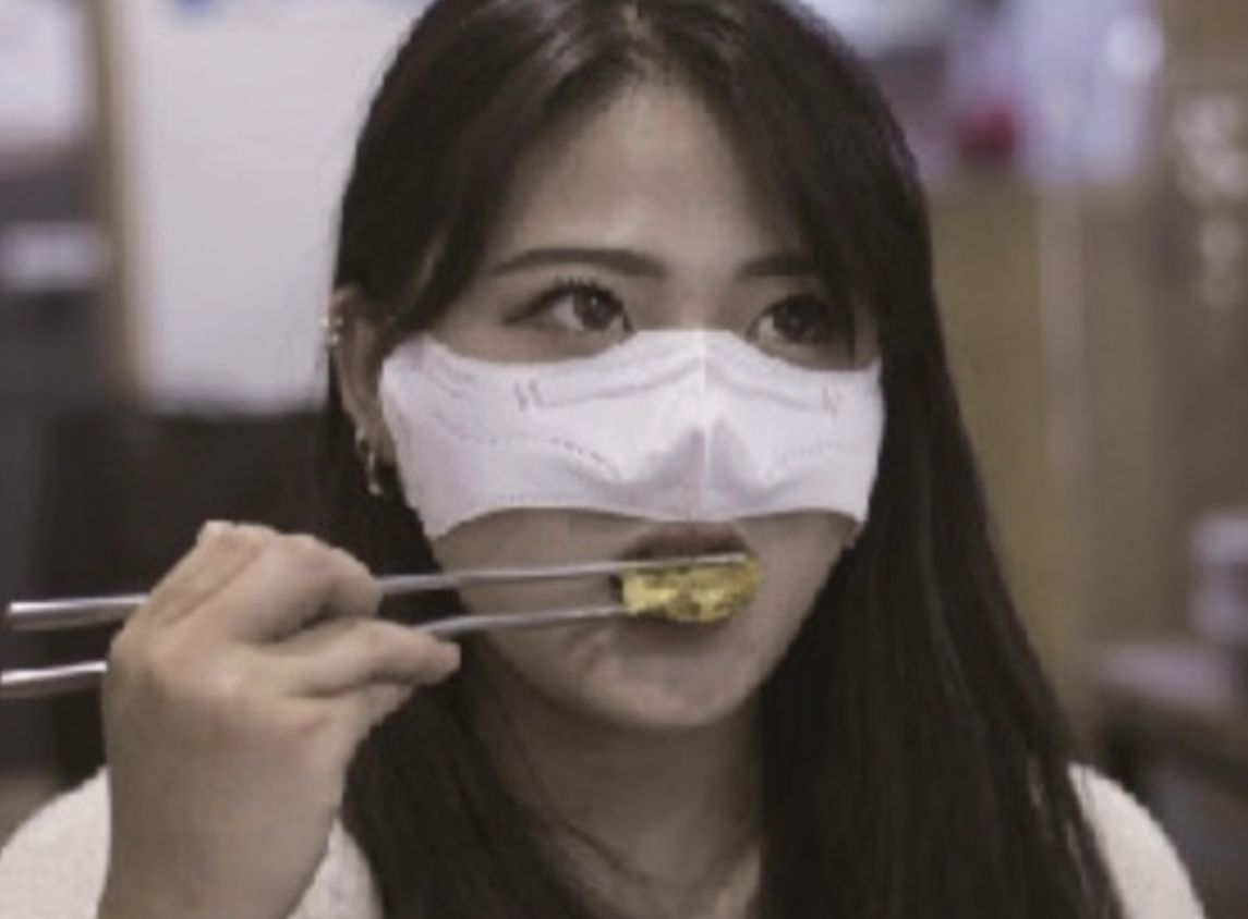 W Korei Płd. mają nowy typ maseczki. Restauracyjno-barowa