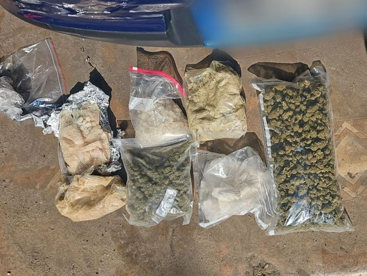 Koło: Mieli ponad 10 kilogramów narkotyków. Policjanci zatrzymali dwóch mężczyzn